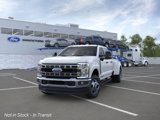 New 2025 Ford F350 4x4 Crew Cab DRW Super Duty image 2
