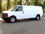Used 2017 Chevrolet Express 3500 Extended image 2