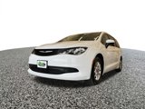Used 2023 Chrysler Voyager LX image 2