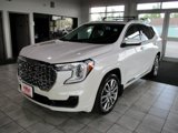 Used 2023 GMC Terrain Denali w/ Denali Premium Package image 3