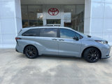 Used 2025 Toyota Sienna XSE image 4