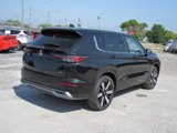 New 2025 Mitsubishi Outlander SE image 3