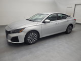 Used 2023 Nissan Altima 2.5 SV image 2