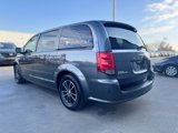 Used 2017 Dodge Grand Caravan SE image 5