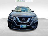 Used 2020 Nissan Rogue SV image 2
