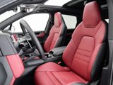 Certified 2024 Porsche Cayenne image 5