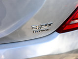 Used 2017 Genesis G90 3.3T Premium image 6