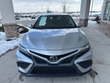 Used 2023 Toyota Camry SE image 3