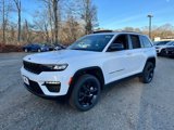 New 2025 Jeep Grand Cherokee Limited w/ Luxury Tech Group II image 2