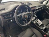 New 2026 Porsche Macan image 4