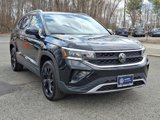 Certified 2024 Volkswagen Taos SE w/ Panoramic Sunroof Package image 2