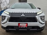New 2025 Mitsubishi Eclipse Cross LE image 3