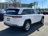 Certified 2023 Jeep Grand Cherokee Limited image 2