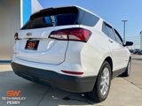Used 2023 Chevrolet Equinox LS w/ LS Convenience Package image 4