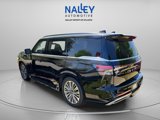 New 2025 INFINITI QX80 Luxe image 3
