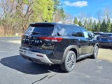 New 2025 Nissan Pathfinder SL w/ SL Premium Package image 5
