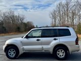 Used 2002 Mitsubishi Montero XLS image 3