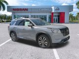 New 2025 Nissan Pathfinder Platinum image 3