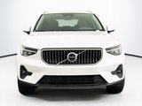 Used 2025 Volvo XC40 B5 Plus image 2