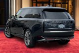 New 2025 Land Rover Range Rover Long Wheelbase SE image 3