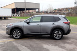 Used 2023 Nissan Rogue SV image 3