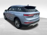 Used 2022 Lincoln Corsair AWD image 3