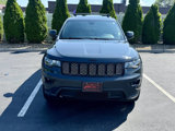 Used 2017 Jeep Grand Cherokee Altitude image 2