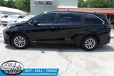 Used 2021 Toyota Sienna LE image 3