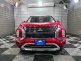 Used 2023 Mitsubishi Outlander SE image 3