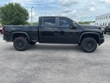 Used 2025 Chevrolet Silverado 2500 ZR2 w/ Technology Package image 4