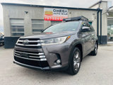 Used 2017 Toyota Highlander Limited Platinum image 2