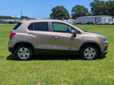 Used 2018 Chevrolet Trax LS image 2