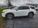 New 2025 Nissan Pathfinder Platinum image 4