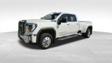 Used 2025 GMC Sierra 3500 Denali w/ Technology Package image 4