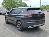 New 2025 Mitsubishi Outlander SE image 3