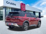 New 2025 Nissan Pathfinder Platinum image 3