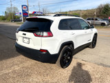 Used 2020 Jeep Cherokee Latitude Plus image 3