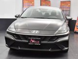 Used 2024 Hyundai Elantra SEL image 3