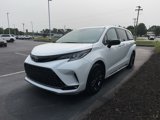 Certified 2025 Toyota Sienna XSE image 4