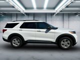 Used 2022 Ford Explorer XLT w/ Equipment Group 202A image 3