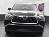 Used 2023 Toyota Highlander L image 3
