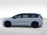New 2025 Chrysler Pacifica Limited image 5