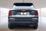Used 2022 Kia Sorento LX image 4