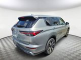 New 2025 Mitsubishi Outlander SE image 4