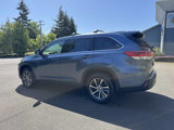 Used 2017 Toyota Highlander XLE image 5
