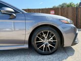 Used 2023 Toyota Camry SE image 5