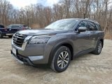New 2025 Nissan Pathfinder SL image 2