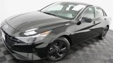 Used 2022 Hyundai Elantra SEL image 2