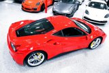 Used 2018 Ferrari 488 GTB image 6