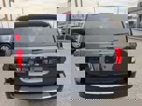 Used 2018 Dodge Grand Caravan SE image 4